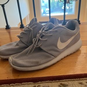 Nike Roshe One Grey Sz. 10